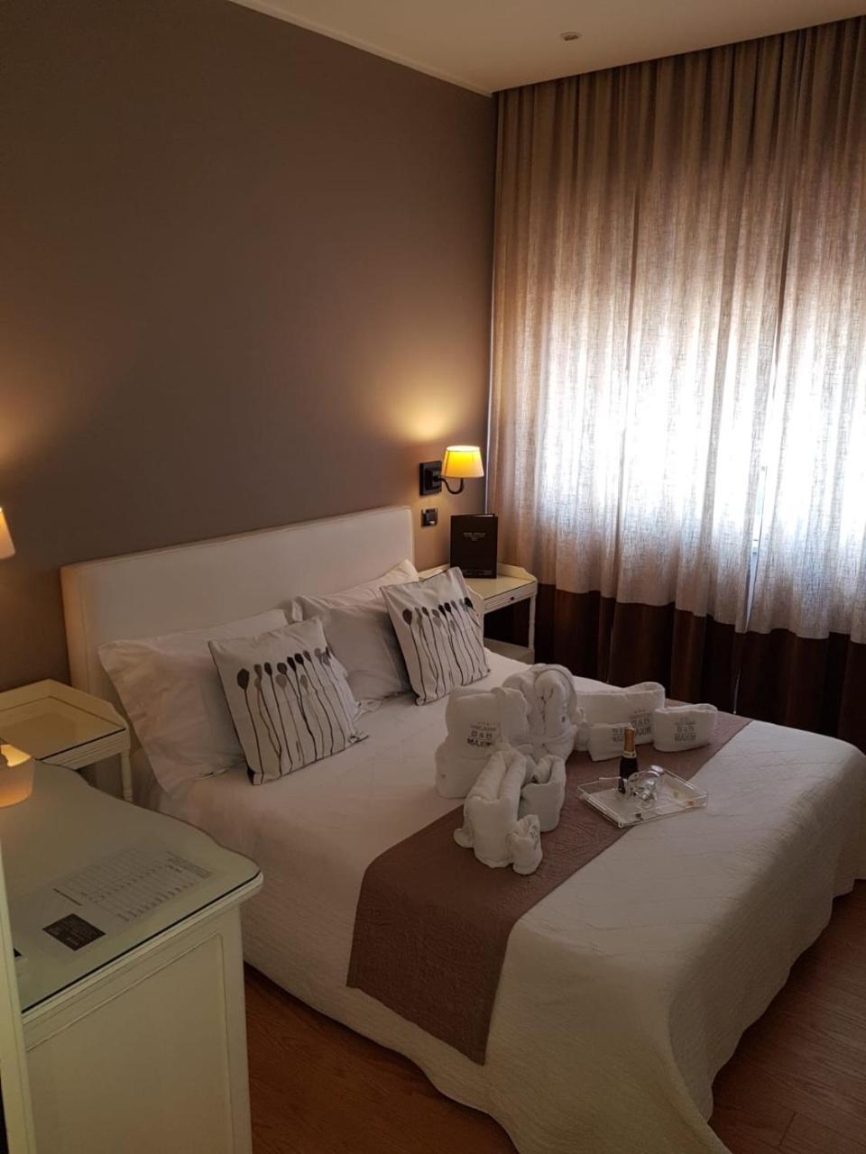 Maxim Bed & Breakfast ปาแลร์โม ภายนอก รูปภาพ